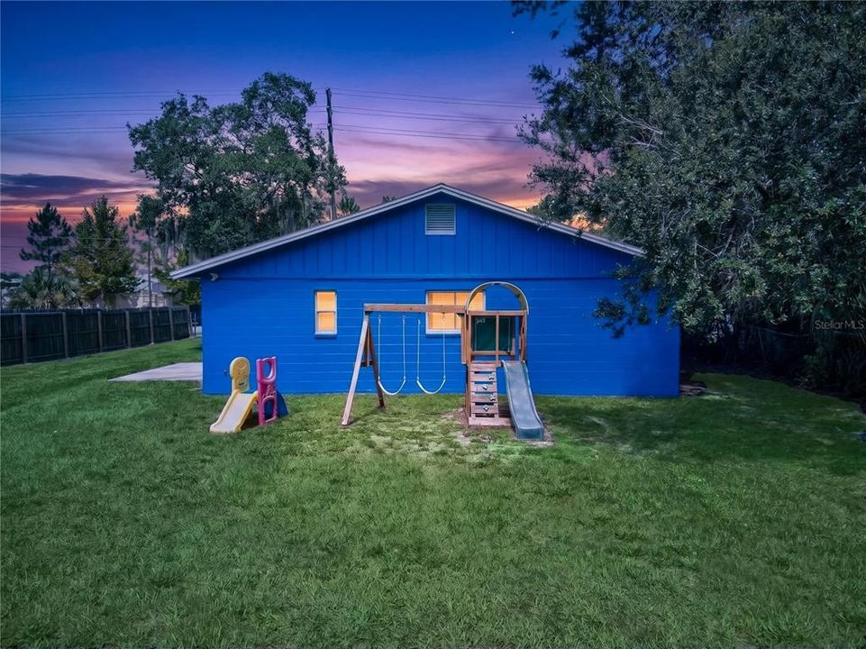 En Venta: $260,000 (3 camas, 2 baños, 1247 Pies cuadrados)