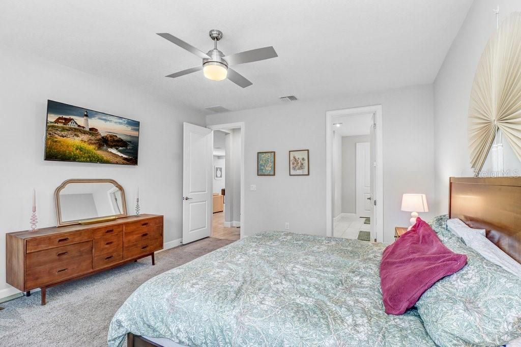 En Venta: $475,900 (3 camas, 2 baños, 1831 Pies cuadrados)