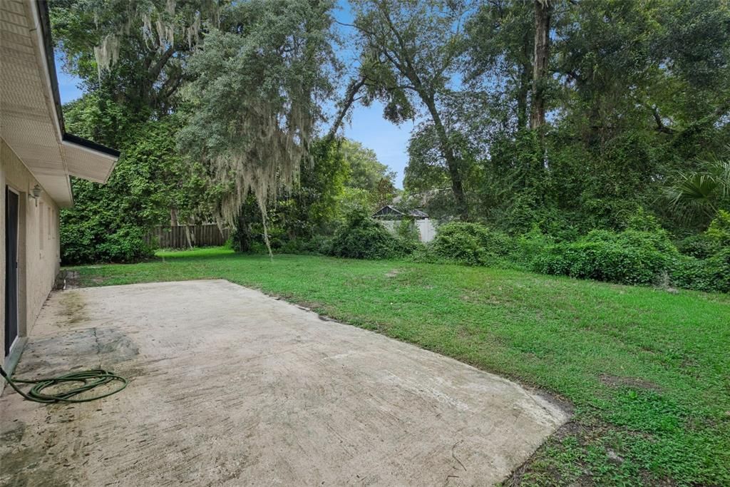 Activo con contrato: $269,000 (3 camas, 2 baños, 1512 Pies cuadrados)