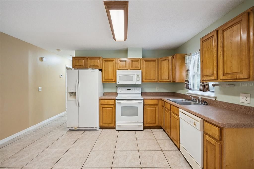 Activo con contrato: $269,000 (3 camas, 2 baños, 1512 Pies cuadrados)