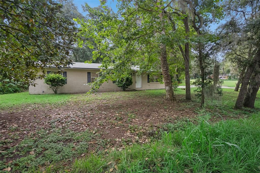 Activo con contrato: $269,000 (3 camas, 2 baños, 1512 Pies cuadrados)