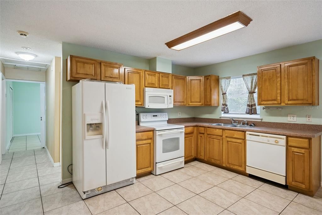 Activo con contrato: $269,000 (3 camas, 2 baños, 1512 Pies cuadrados)