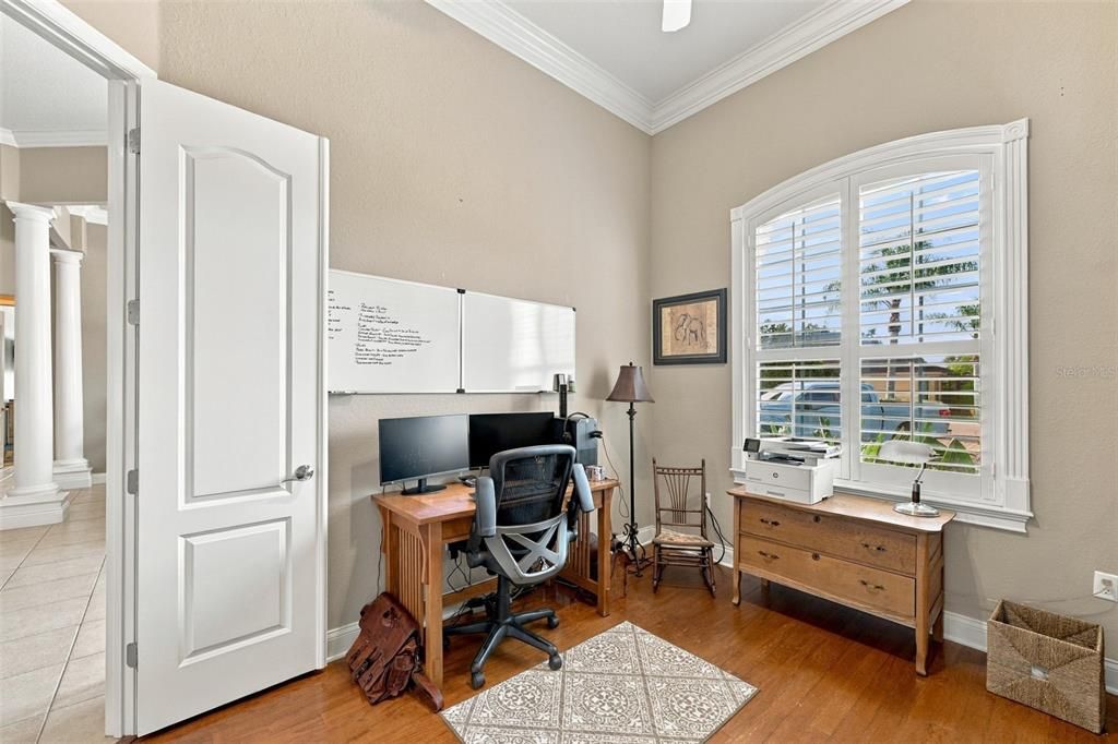 For Sale: $725,000 (5 beds, 3 baths, 2916 Square Feet)
