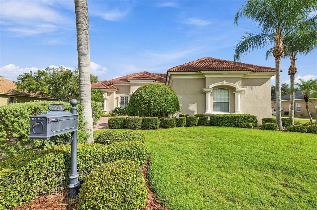 For Sale: $725,000 (5 beds, 3 baths, 2916 Square Feet)