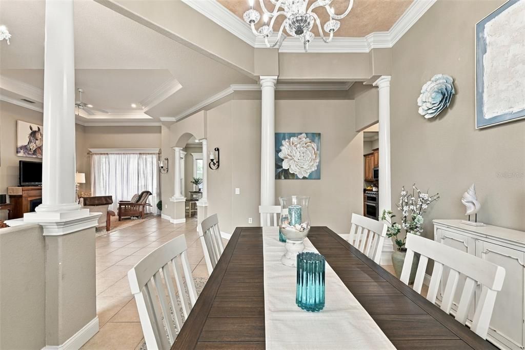 For Sale: $725,000 (5 beds, 3 baths, 2916 Square Feet)