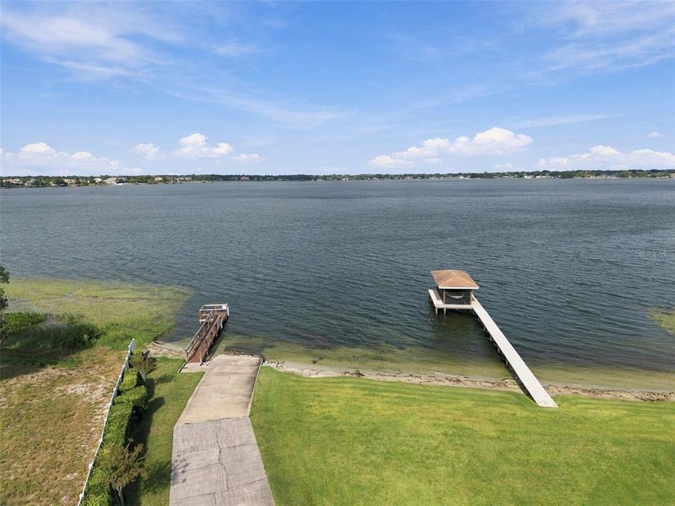 For Sale: $725,000 (5 beds, 3 baths, 2916 Square Feet)