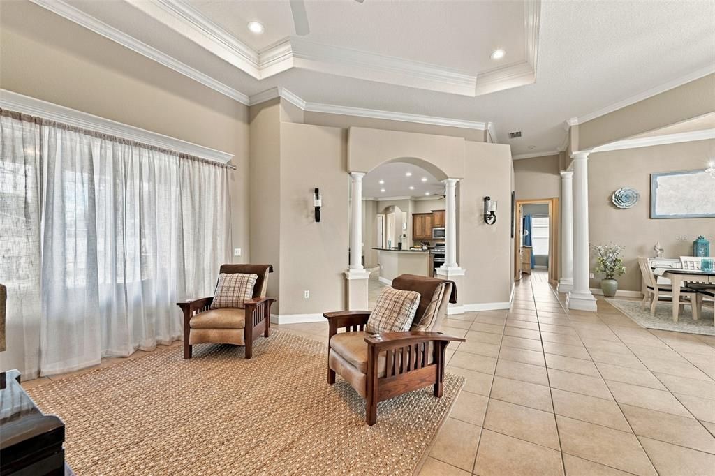 For Sale: $725,000 (5 beds, 3 baths, 2916 Square Feet)