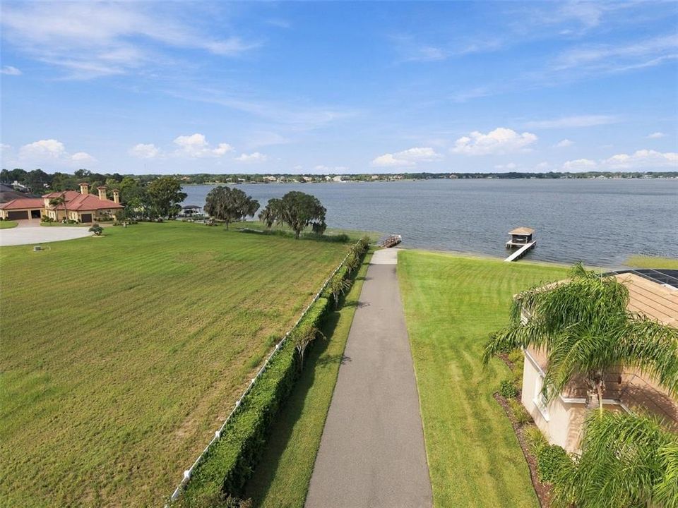 For Sale: $725,000 (5 beds, 3 baths, 2916 Square Feet)