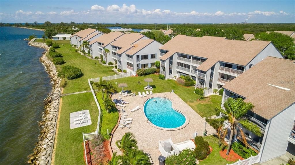 В аренду: $1,900 (2 спален, 2 ванн, 1095 Квадратных фут)