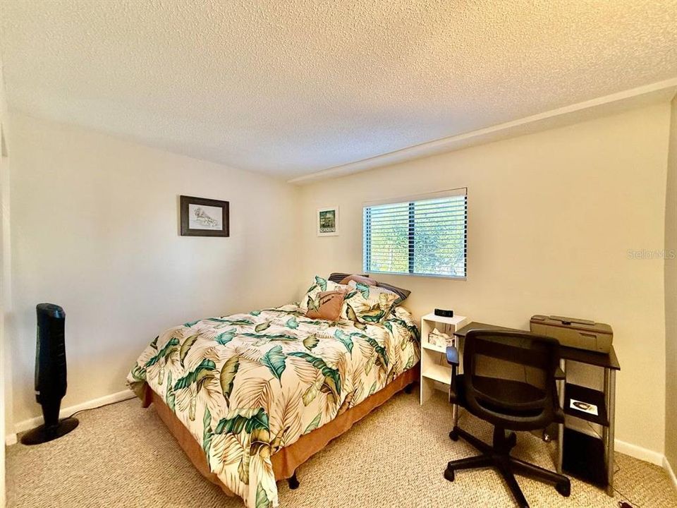 В аренду: $1,900 (2 спален, 2 ванн, 1095 Квадратных фут)