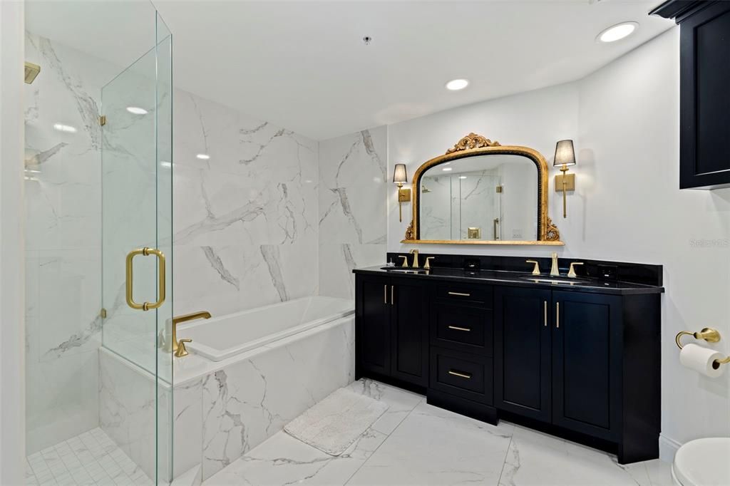 For Sale: $699,999 (2 beds, 2 baths, 1283 Square Feet)