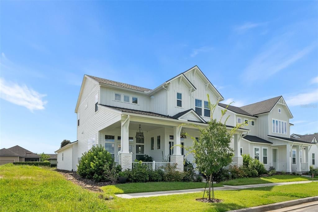 For Sale: $769,900 (4 beds, 3 baths, 2650 Square Feet)