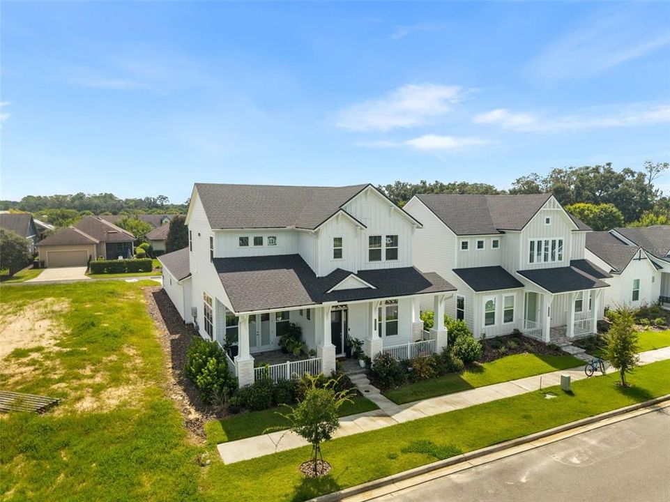 For Sale: $769,900 (4 beds, 3 baths, 2650 Square Feet)