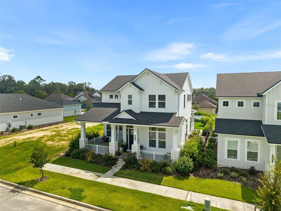 For Sale: $769,900 (4 beds, 3 baths, 2650 Square Feet)