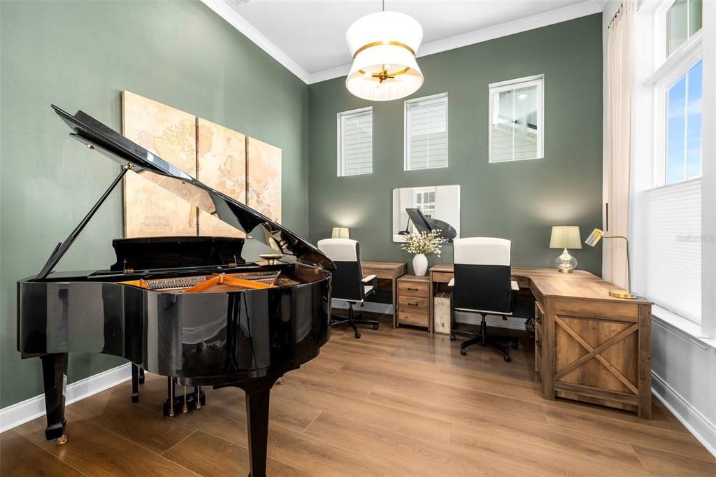 For Sale: $769,900 (4 beds, 3 baths, 2650 Square Feet)