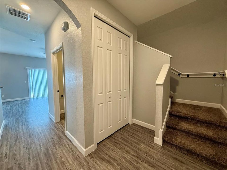 В аренду: $1,795 (2 спален, 2 ванн, 1425 Квадратных фут)