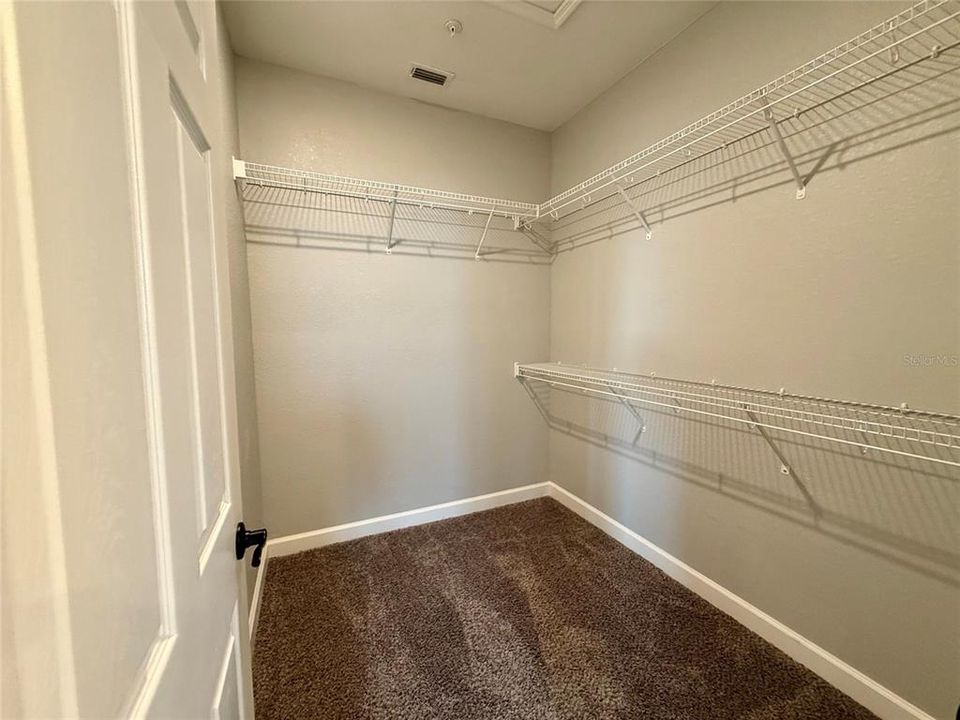 В аренду: $1,795 (2 спален, 2 ванн, 1425 Квадратных фут)
