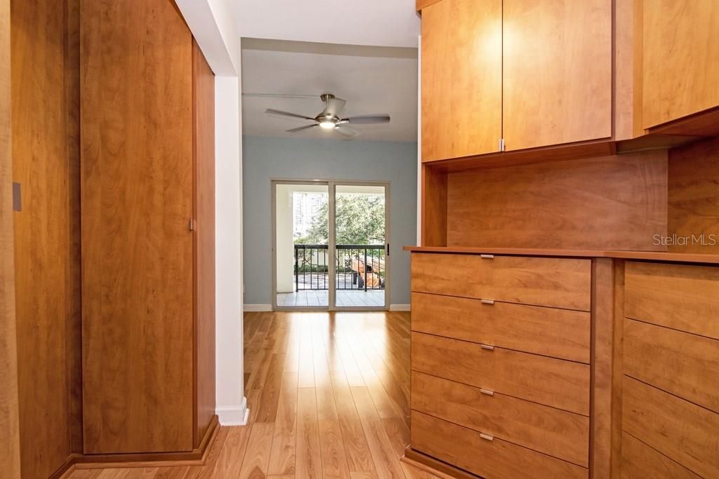 В аренду: $3,500 (3 спален, 2 ванн, 1368 Квадратных фут)
