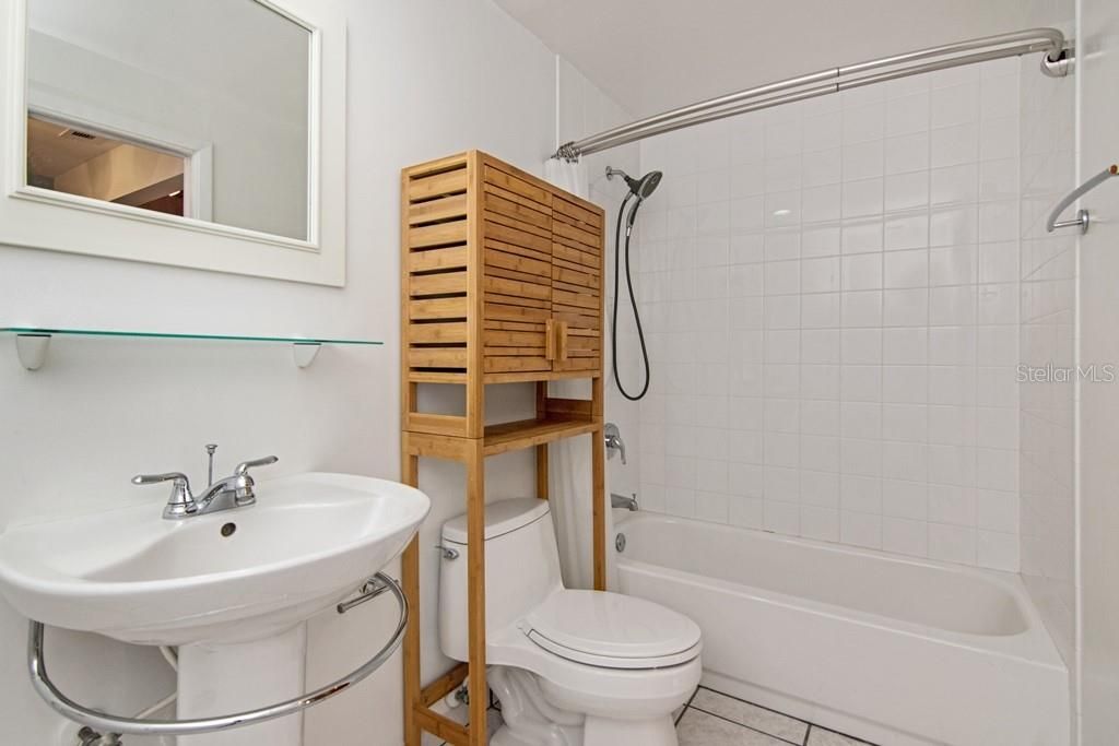 В аренду: $3,500 (3 спален, 2 ванн, 1368 Квадратных фут)