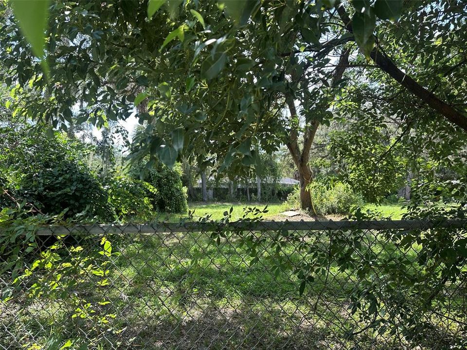 На продажу: $225,000 (4 спален, 2 ванн, 1643 Квадратных фут)