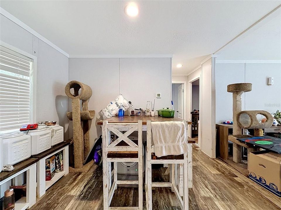 На продажу: $279,900 (3 спален, 2 ванн, 1344 Квадратных фут)