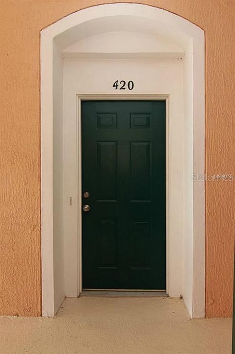 For Rent: $2,000 (3 beds, 2 baths, 1408 Square Feet)