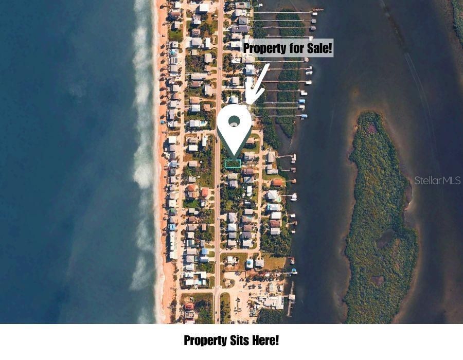 На продажу: $355,000 (0.11 acres)