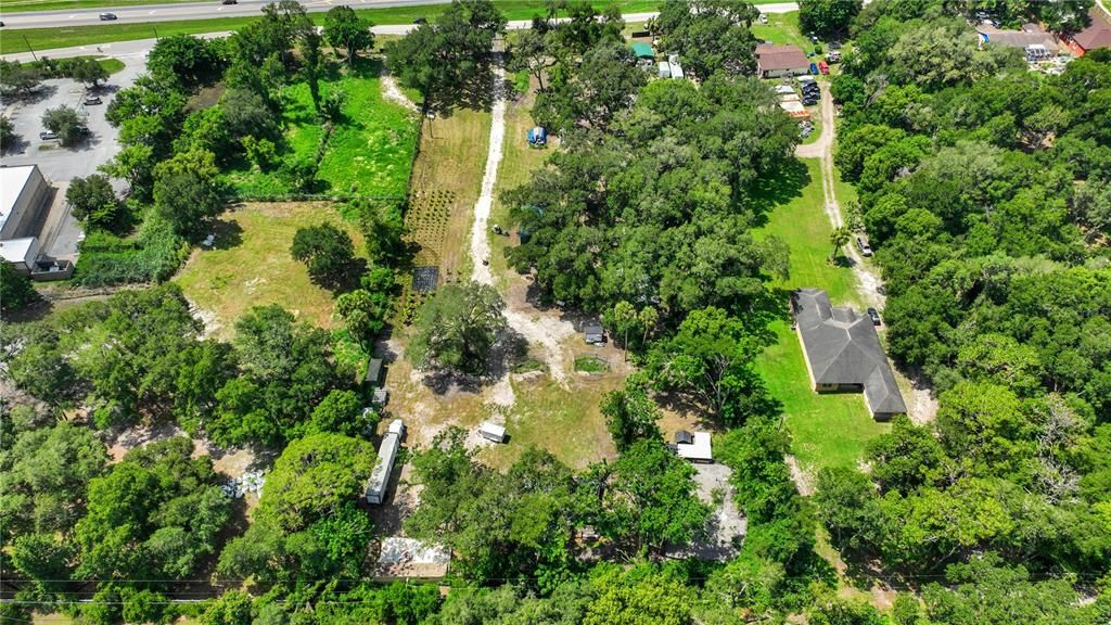 На продажу: $1,999,999 (3.85 acres)
