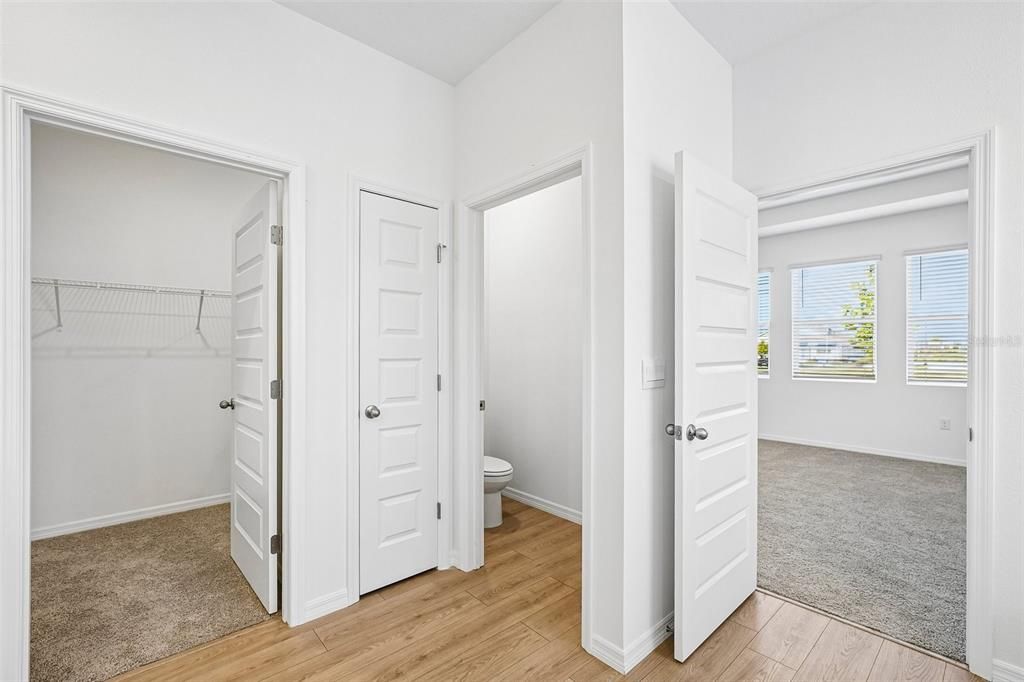 На продажу: $614,990 (4 спален, 3 ванн, 2836 Квадратных фут)