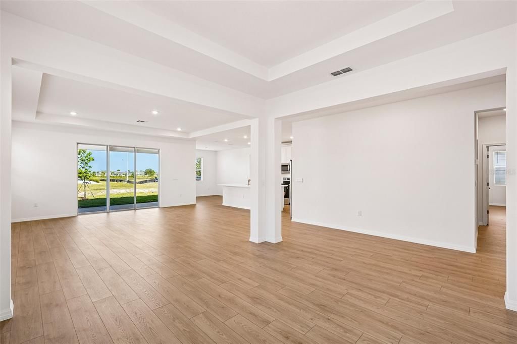На продажу: $614,990 (4 спален, 3 ванн, 2836 Квадратных фут)