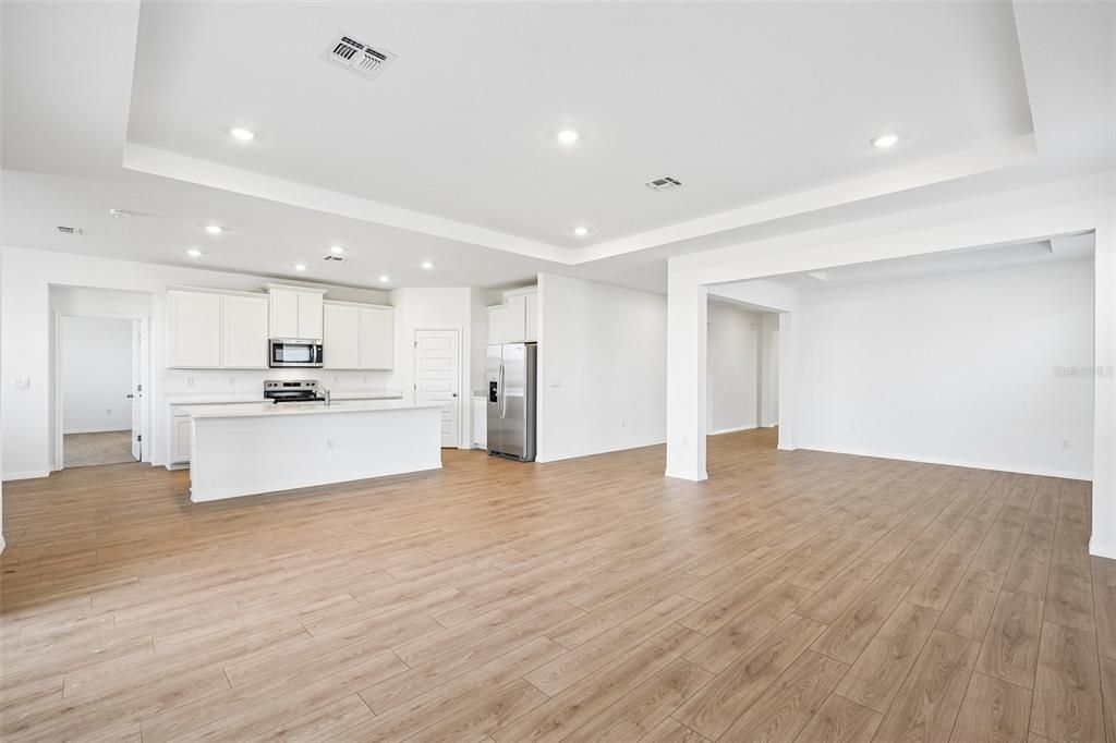 На продажу: $614,990 (4 спален, 3 ванн, 2836 Квадратных фут)