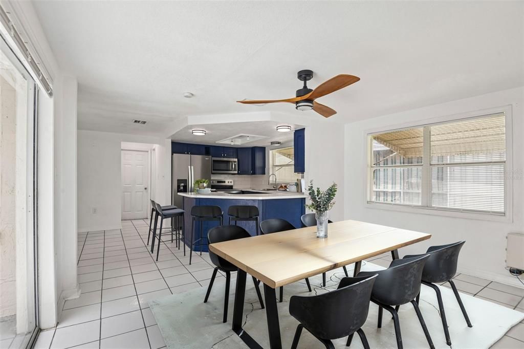 En Venta: $299,000 (3 camas, 2 baños, 1622 Pies cuadrados)