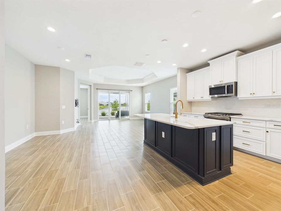 For Sale: $529,000 (2 beds, 2 baths, 1634 Square Feet)