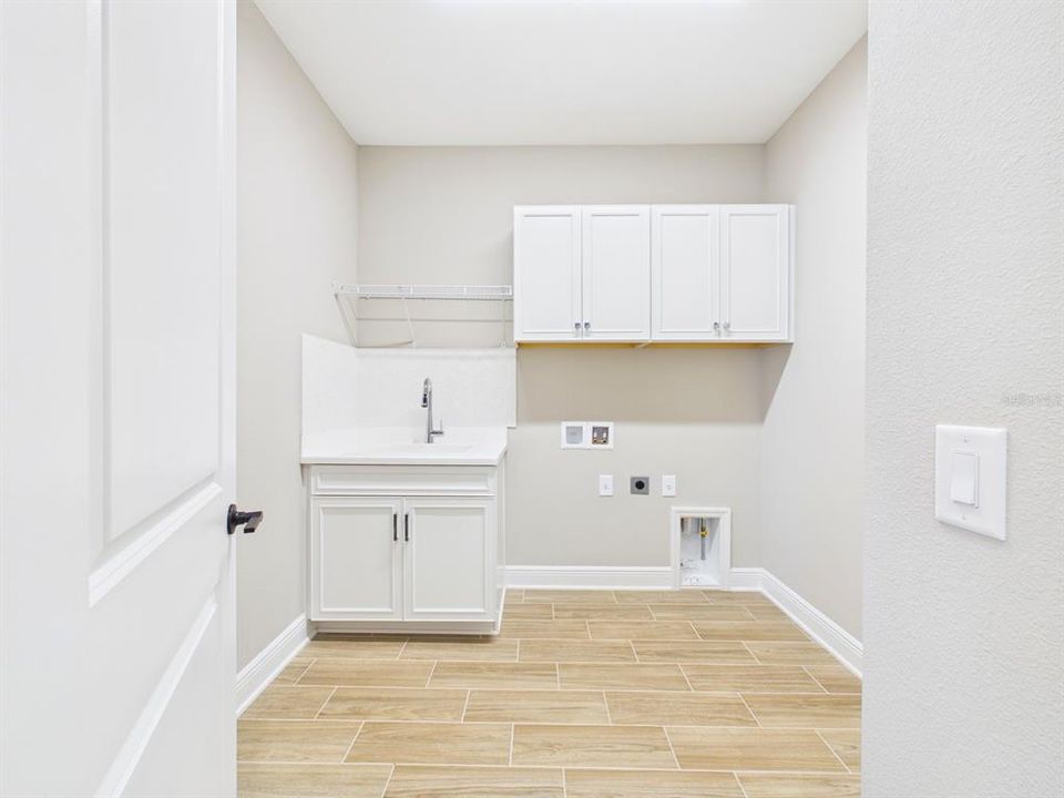For Sale: $529,000 (2 beds, 2 baths, 1634 Square Feet)