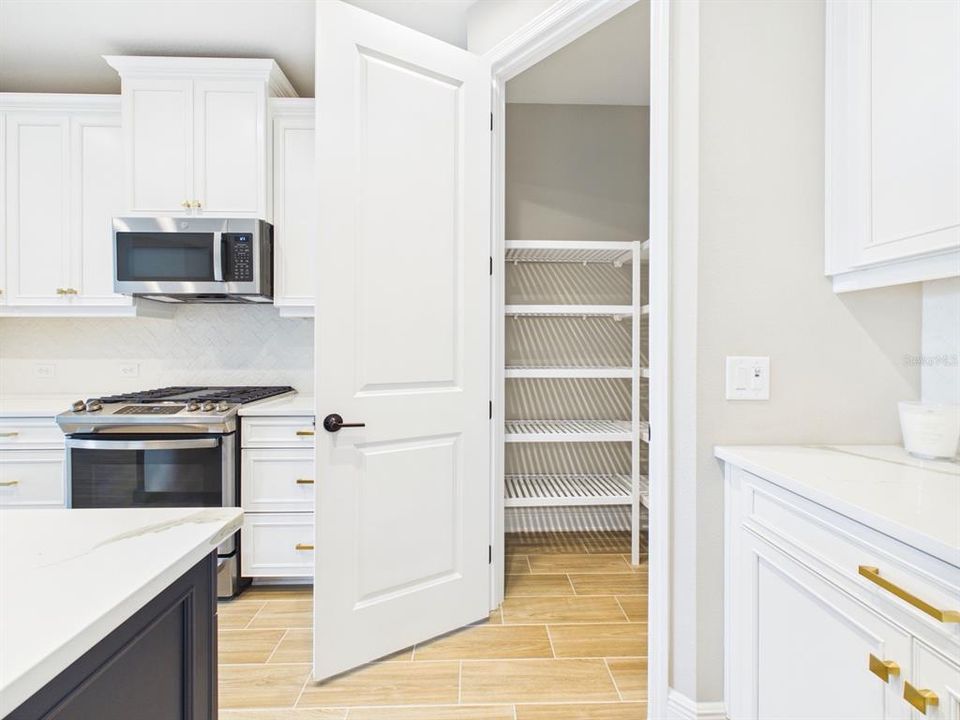 For Sale: $529,000 (2 beds, 2 baths, 1634 Square Feet)