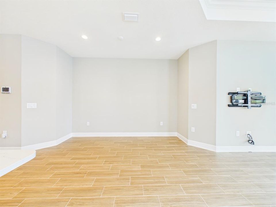 For Sale: $529,000 (2 beds, 2 baths, 1634 Square Feet)