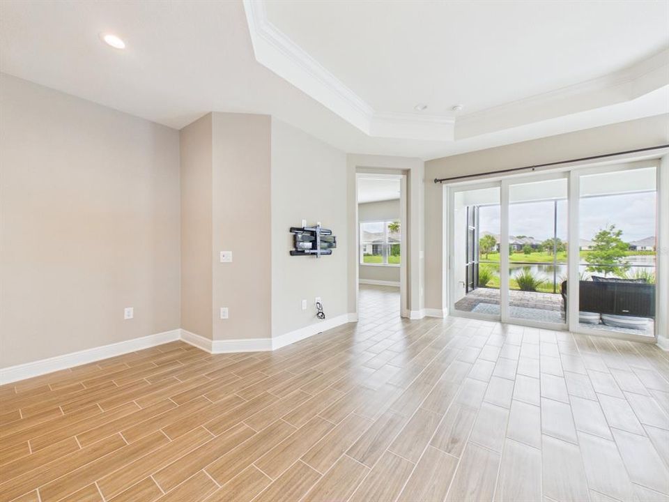 For Sale: $529,000 (2 beds, 2 baths, 1634 Square Feet)