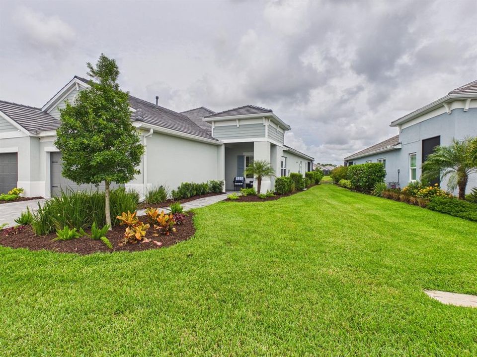 For Sale: $529,000 (2 beds, 2 baths, 1634 Square Feet)