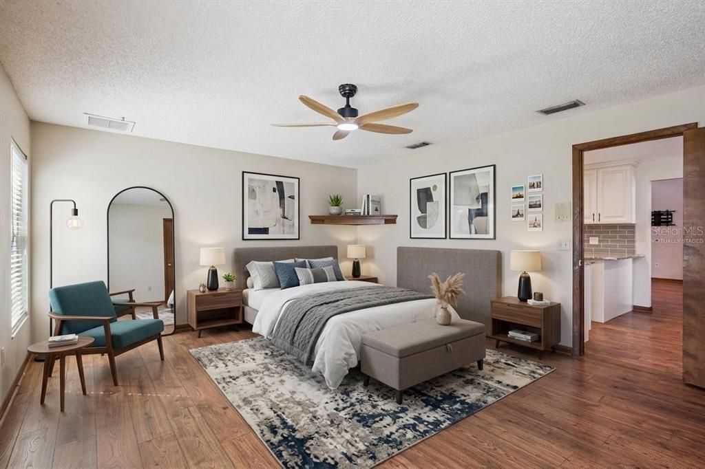 For Sale: $645,000 (4 beds, 2 baths, 2213 Square Feet)