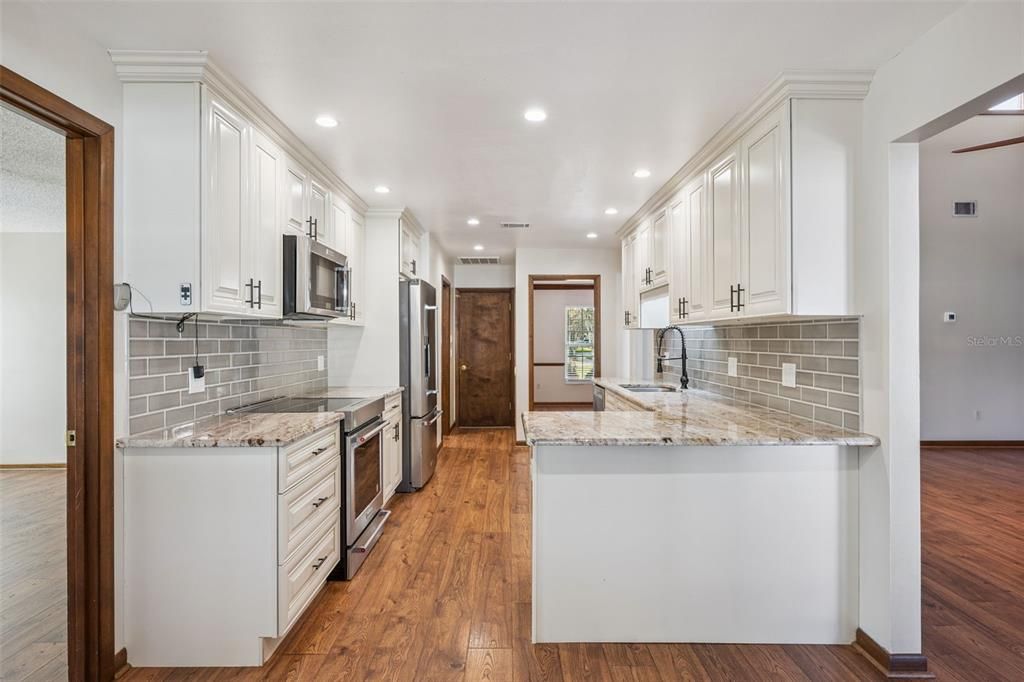 For Sale: $645,000 (4 beds, 2 baths, 2213 Square Feet)