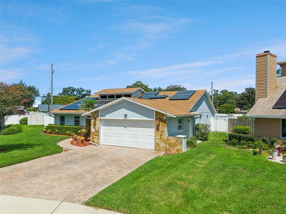 For Sale: $645,000 (4 beds, 2 baths, 2213 Square Feet)
