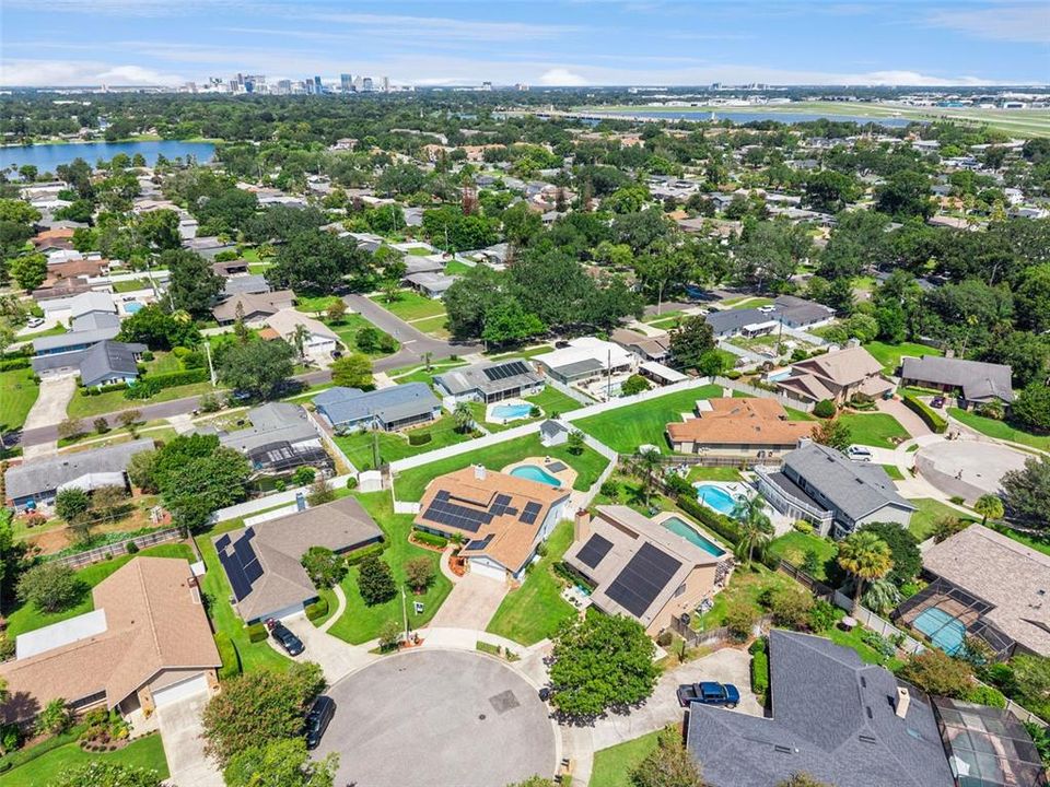 For Sale: $645,000 (4 beds, 2 baths, 2213 Square Feet)