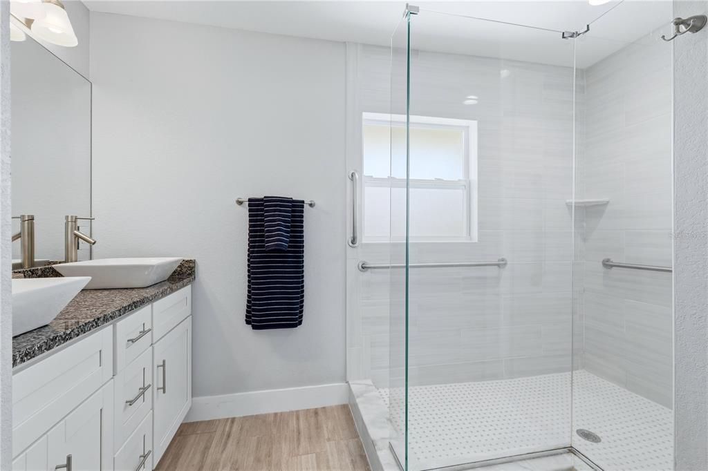 Active With Contract: $569,000 (3 beds, 2 baths, 1650 Square Feet)