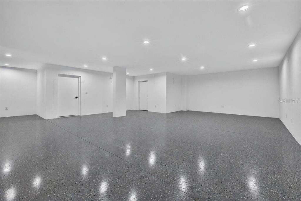 En Renta: $8,000 (4 camas, 3 baños, 2693 Pies cuadrados)