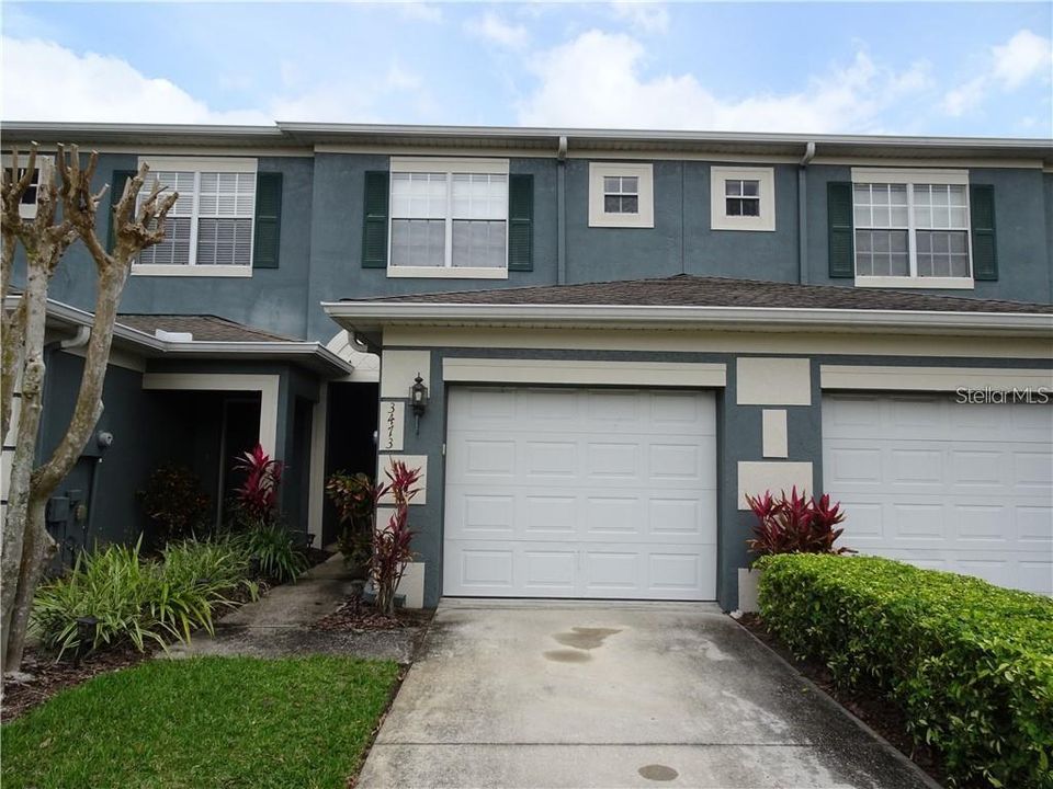 For Rent: $1,875 (2 beds, 2 baths, 1202 Square Feet)