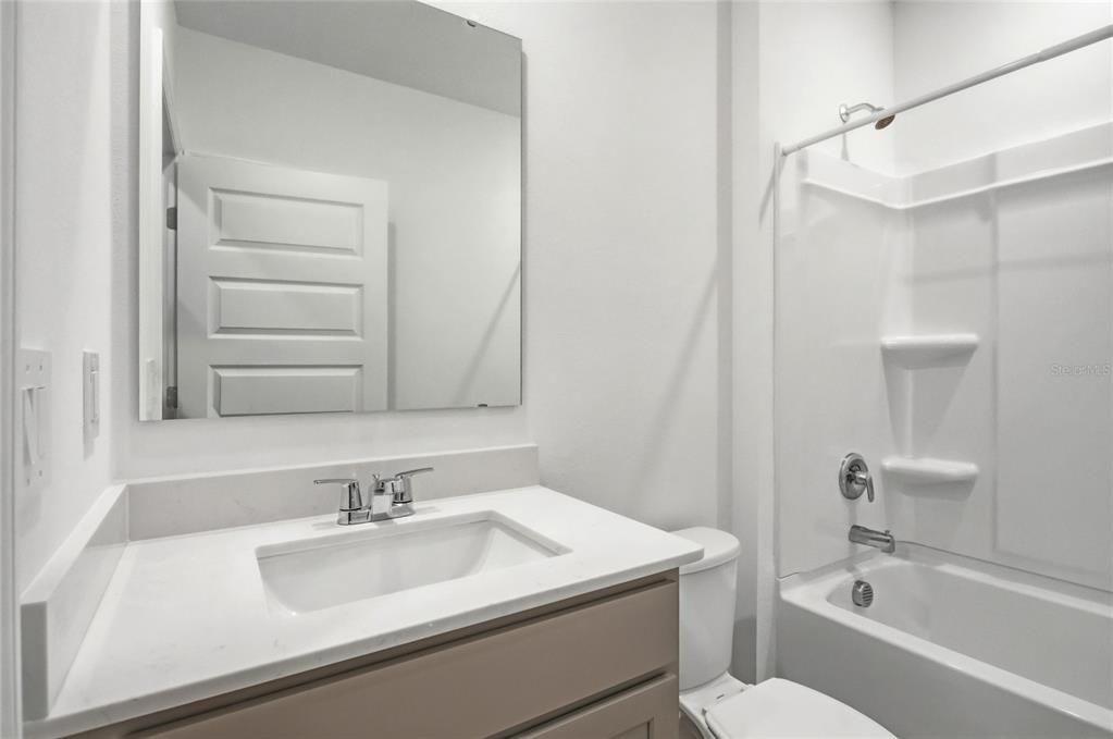 En Renta: $2,495 (4 camas, 2 baños, 1665 Pies cuadrados)