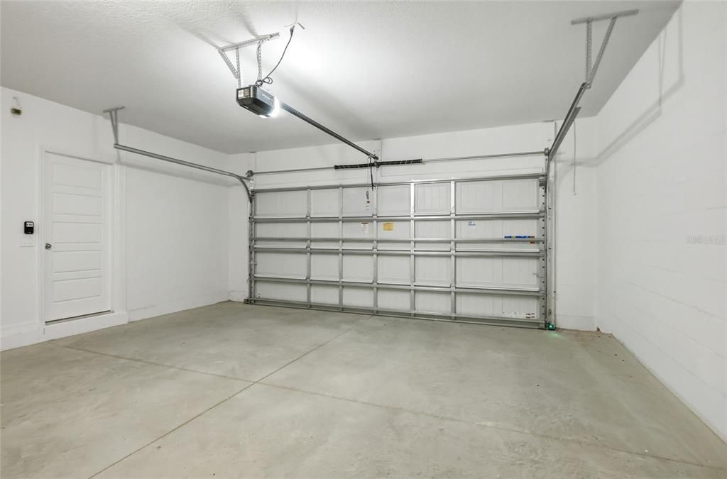 En Renta: $2,495 (4 camas, 2 baños, 1665 Pies cuadrados)
