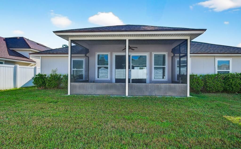 На продажу: $389,000 (3 спален, 2 ванн, 2006 Квадратных фут)