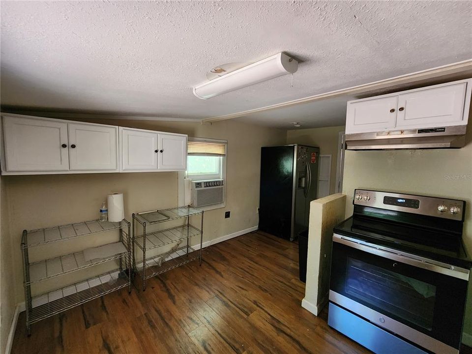 В аренду: $1,400 (5 спален, 2 ванн, 1356 Квадратных фут)