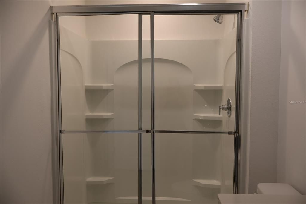 В аренду: $2,000 (3 спален, 2 ванн, 1373 Квадратных фут)